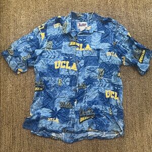 Men’s UCLA Hawaiian Print Button Down